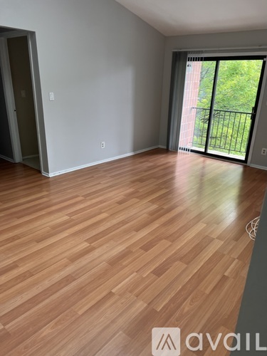 22 Malvern Way 2 Beds Condo for Rent - Photo gallery 4