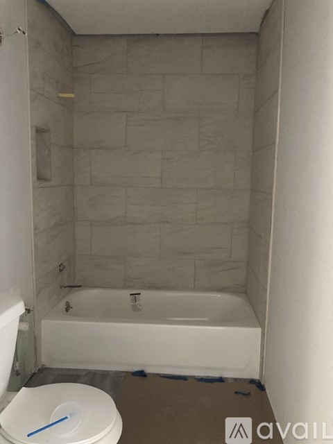537 Gladstone Avenue 3 Beds Apartment for Rent