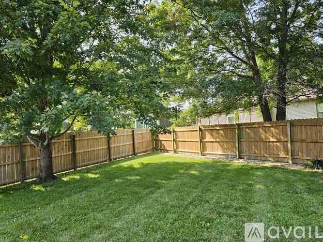 158 Pine Ridge Boulevard 3 Beds Single Family Home for Rent - Photo gallery 5