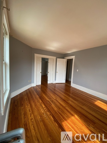 658 Metropolitan Ave 4 Beds Apartment for Rent - Photo gallery 5