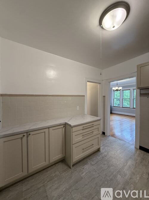 4859 N Kenneth Ave 2 Beds Apartment for Rent - Photo gallery 5