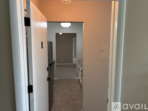 7050 Villa Dr 2 Beds Apartment for Rent