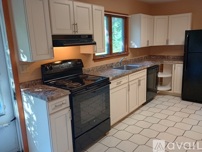 326 Melrose Avenue 2 Beds Townhouse for Rent - Photo gallery 2