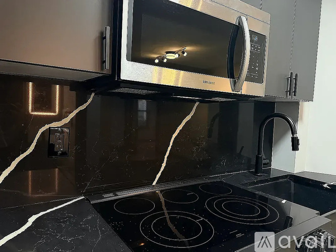 248 Mott St 4 Beds Apartment for Rent - Photo gallery 4