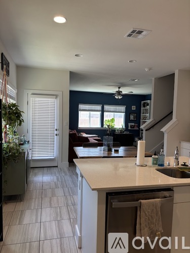 125 Furlong Drive 4 Beds Single Family Home for Rent - Photo gallery 2