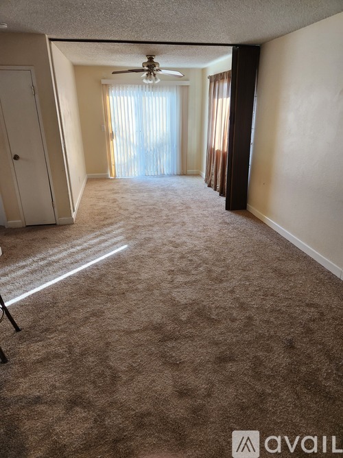 366 Maine St 1 Apartment for Rent - Photo gallery 4