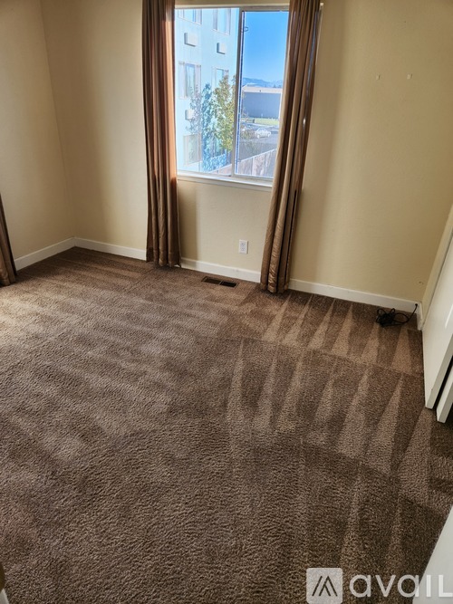 366 Maine St 1 Apartment for Rent - Photo gallery 5