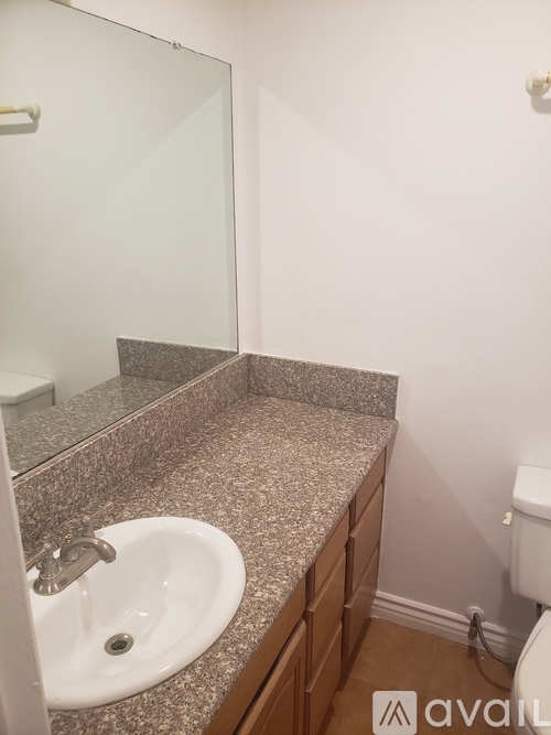 18620 Hatteras St 3 Beds Condo for Rent - Photo gallery 4
