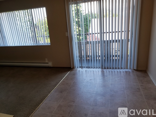 3506 NE 95th St 2 Beds Apartment for Rent - Photo gallery 5
