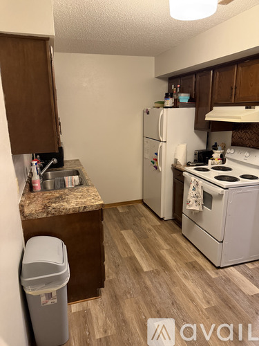 807 5th Street Northwest 2 Beds Single Family Home for Rent - Photo gallery 4