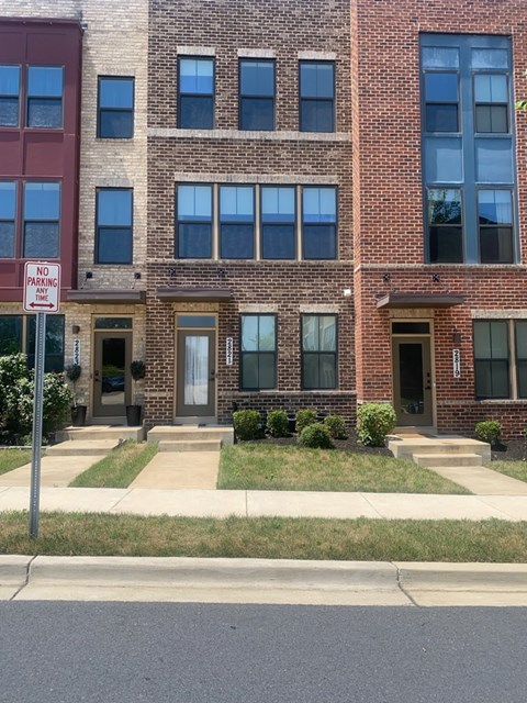 2821 Evansgreen Drive 3 Beds Apartment for Rent