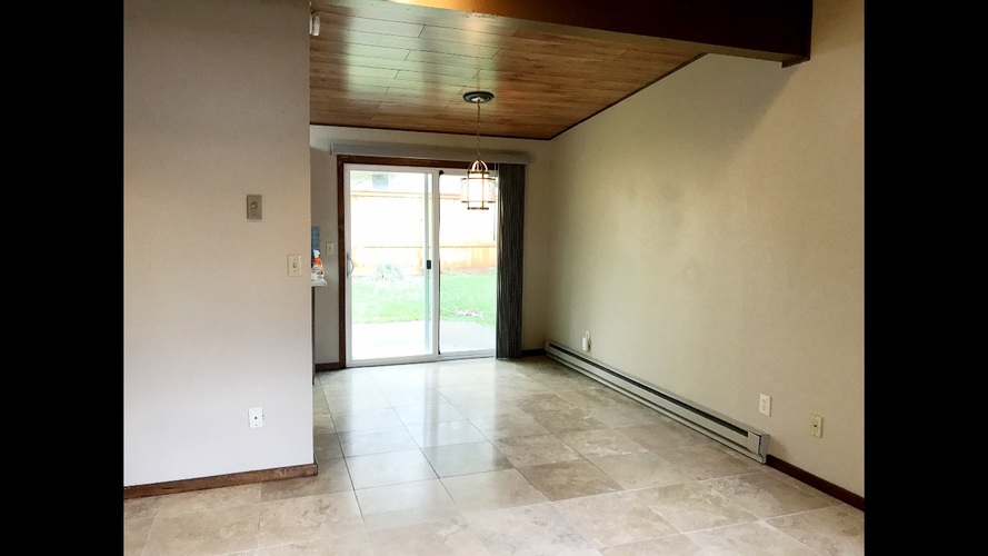 9455 9465 SW Commercial St 2 Beds Townhouse for Rent - Photo gallery 1