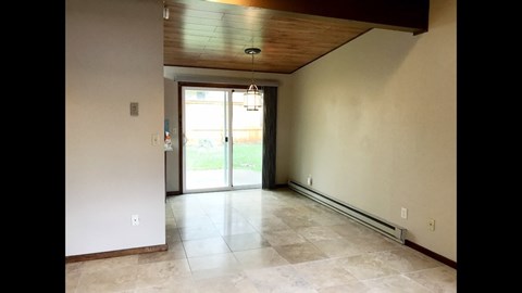 9455 9465 SW Commercial St 2 Beds Apartment for Rent