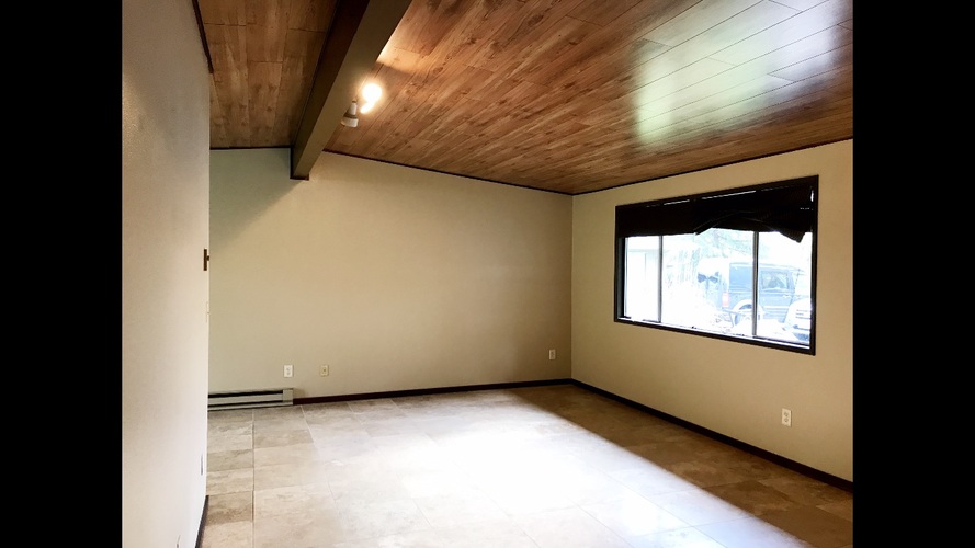 9455 9465 SW Commercial St 2 Beds Townhouse for Rent - Photo gallery 3