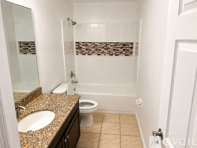 2420 Milton Ave S 3 Beds Apartment for Rent - Photo gallery 2