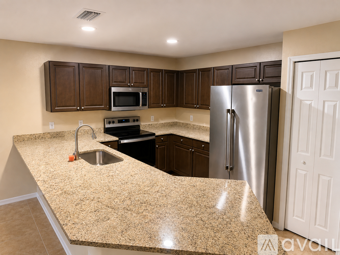 2420 Milton Ave S 3 Beds Apartment for Rent - Photo gallery 4