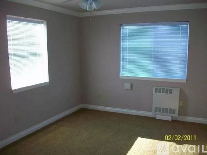 3608 Northeast 44th Street 1 Apartment for Rent - Photo gallery 2
