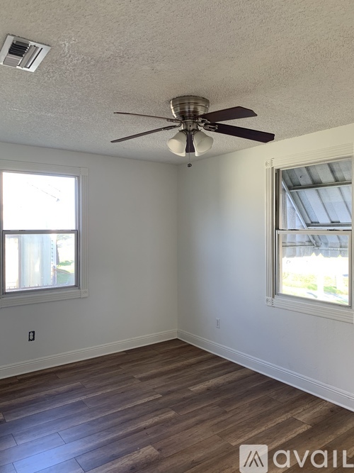 2416 Fenelon Street 2 Beds Single Family Home for Rent - Photo gallery 5