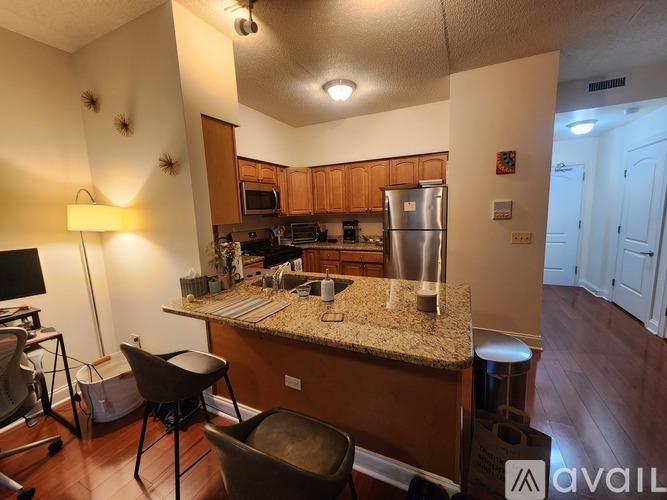 2318 N Milwaukee Ave 2 Beds Apartment for Rent - Photo gallery 2
