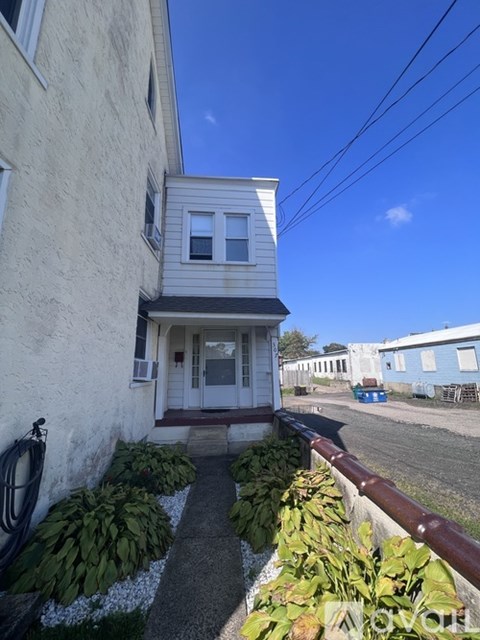 307 Green Street 2 Beds Apartment for Rent