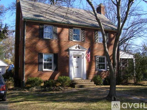 435 N Monroe St 3 Beds Apartment for Rent