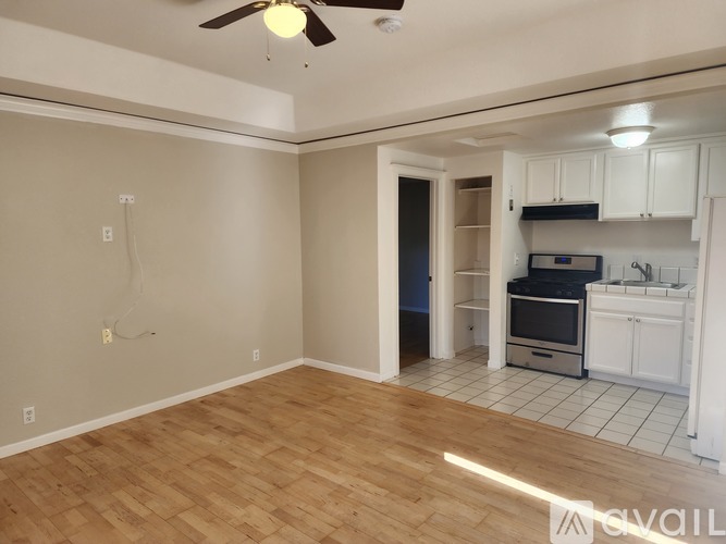 208 Earl Ave 1 Single Family Home for Rent - Photo gallery 4
