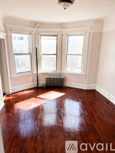 482 Irvine Turner Boulevard 3 Beds Apartment for Rent