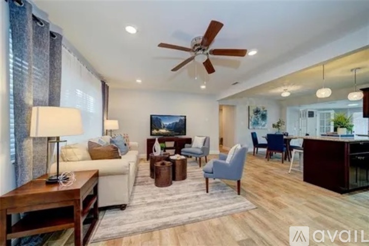 11128 102nd Avenue 3 Beds Single Family Home for Rent - Photo gallery 4