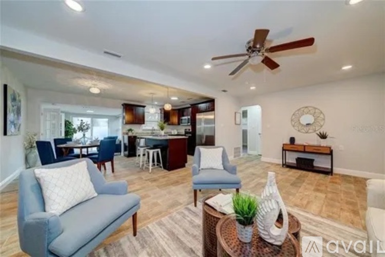 11128 102nd Avenue 3 Beds Single Family Home for Rent - Photo gallery 5