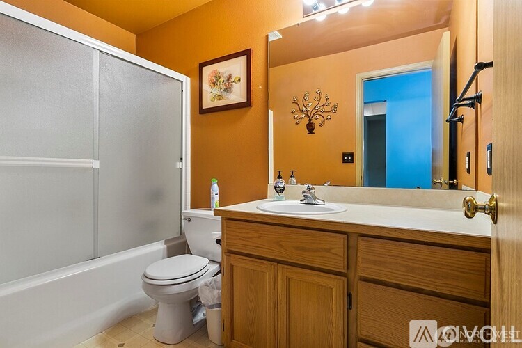 1304 Golf Club Rd SE 3 Beds Single Family Home for Rent - Photo gallery 3