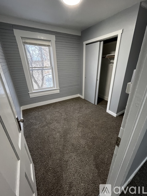 141 Summer St 3 Beds Apartment for Rent - Photo gallery 3