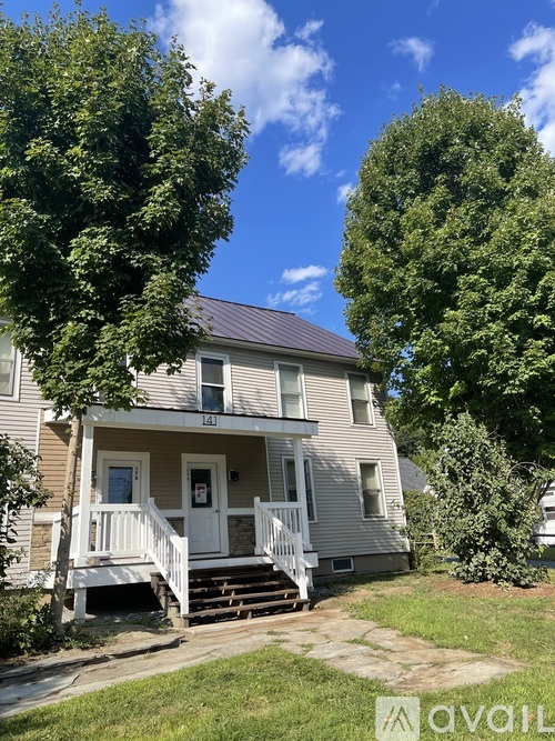 141 Summer St 3 Beds Apartment for Rent - Photo gallery 4