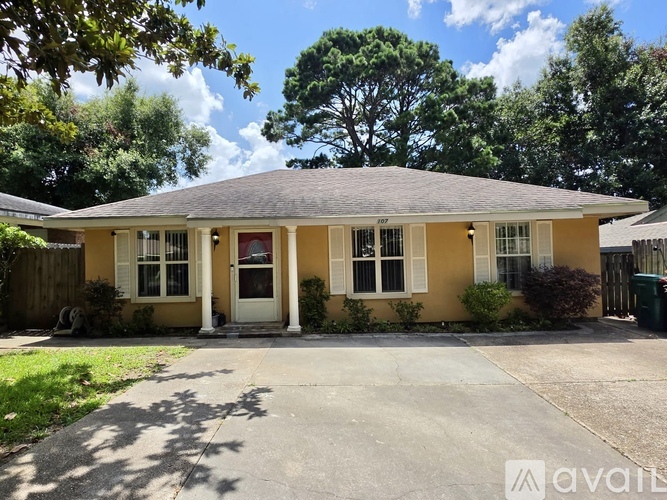 107 Tyler Drive 3 Beds Single Family Home for Rent - Photo gallery 2