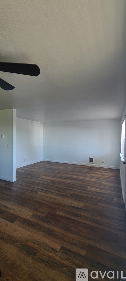 442 Southwest Coast Avenue 2 Beds Apartment for Rent - Photo gallery 4