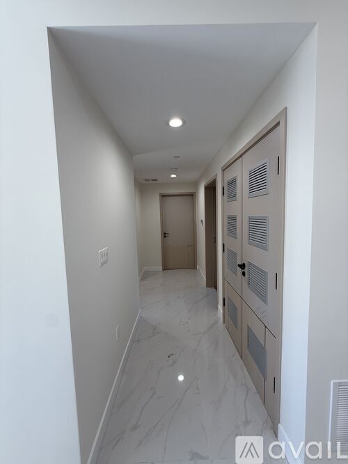 2215 N Naomi St 2 Beds Apartment for Rent - Photo gallery 4