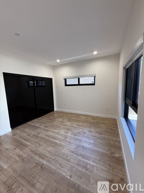 2215 N Naomi St 2 Beds Apartment for Rent - Photo gallery 5
