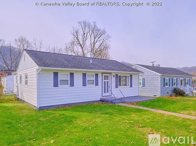 5511 Staunton Avenue Southeast 3 Beds Single Family Home for Rent - Photo gallery 1