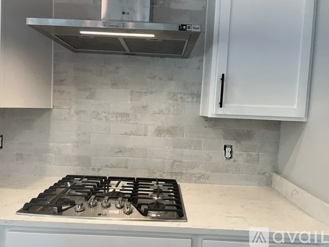 27 Hanover Place 4 Beds Single Family Home for Rent - Photo gallery 3