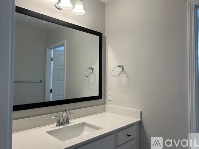 27 Hanover Place 4 Beds Single Family Home for Rent - Photo gallery 5