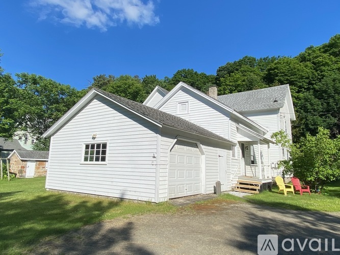 7642 Maple Street 1 Apartment for Rent - Photo gallery 1