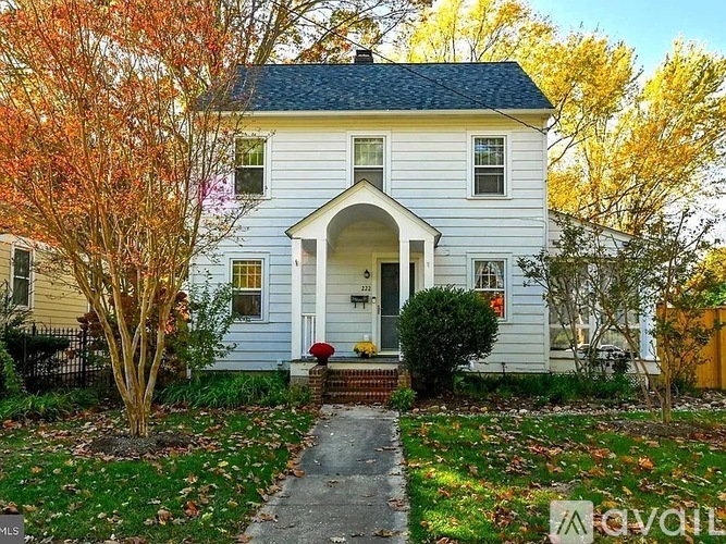 222 Mount Vernon Avenue 4 Beds Single Family Home for Rent - Photo gallery 1