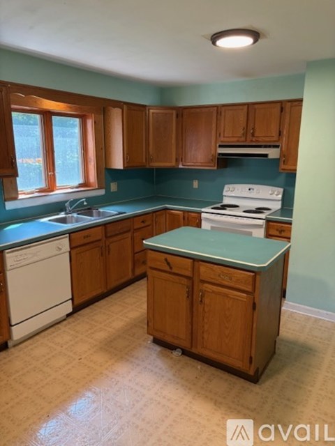 44 Cumberland Drive 2 Beds Apartment for Rent