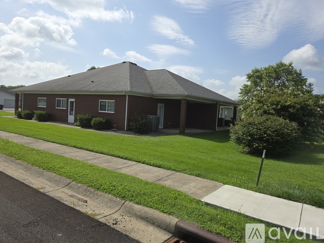 400 Lincoln Drive 3 Beds Townhouse for Rent - Photo gallery 1