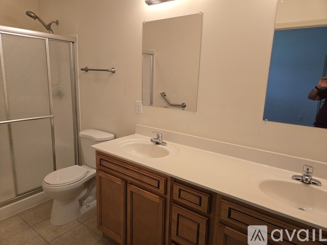 400 Lincoln Drive 3 Beds Townhouse for Rent - Photo gallery 4