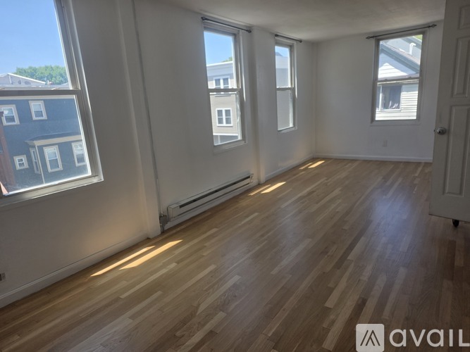 56 Pinckney Street 4 Beds Apartment for Rent - Photo gallery 4
