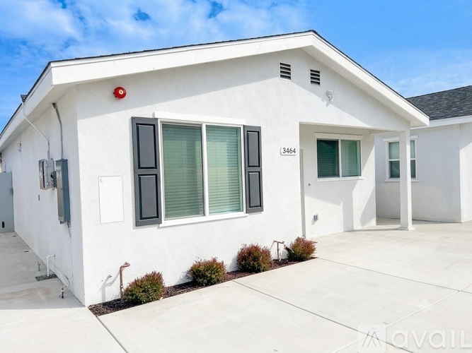 3464 Washington St 1 Apartment for Rent - Photo gallery 1