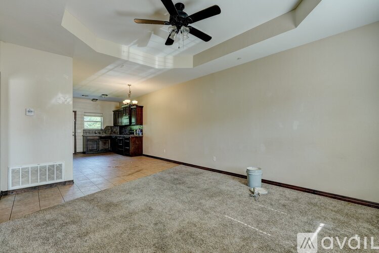 2222 W Utah Ave 3 Beds Townhouse for Rent - Photo gallery 2