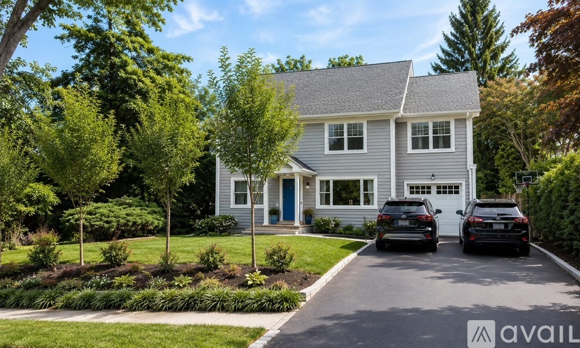 16 Vincent Ave 5 Beds Single Family Home for Rent - Photo gallery 1