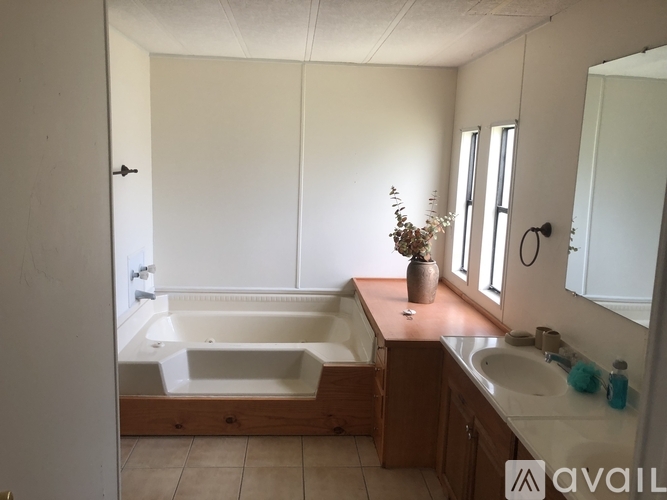 11506 McMullen Road 3 Beds Single Family Home for Rent - Photo gallery 3