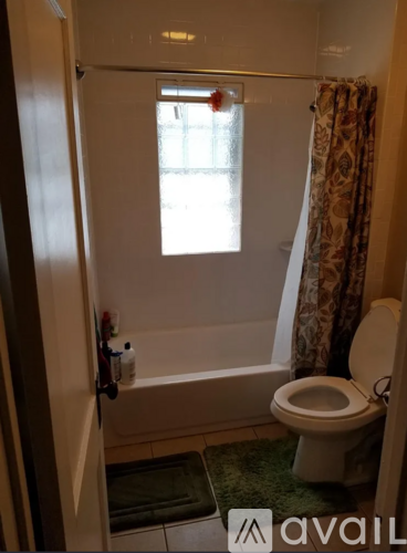 492 Pleasantview Ave 3 Beds Apartment for Rent - Photo gallery 3